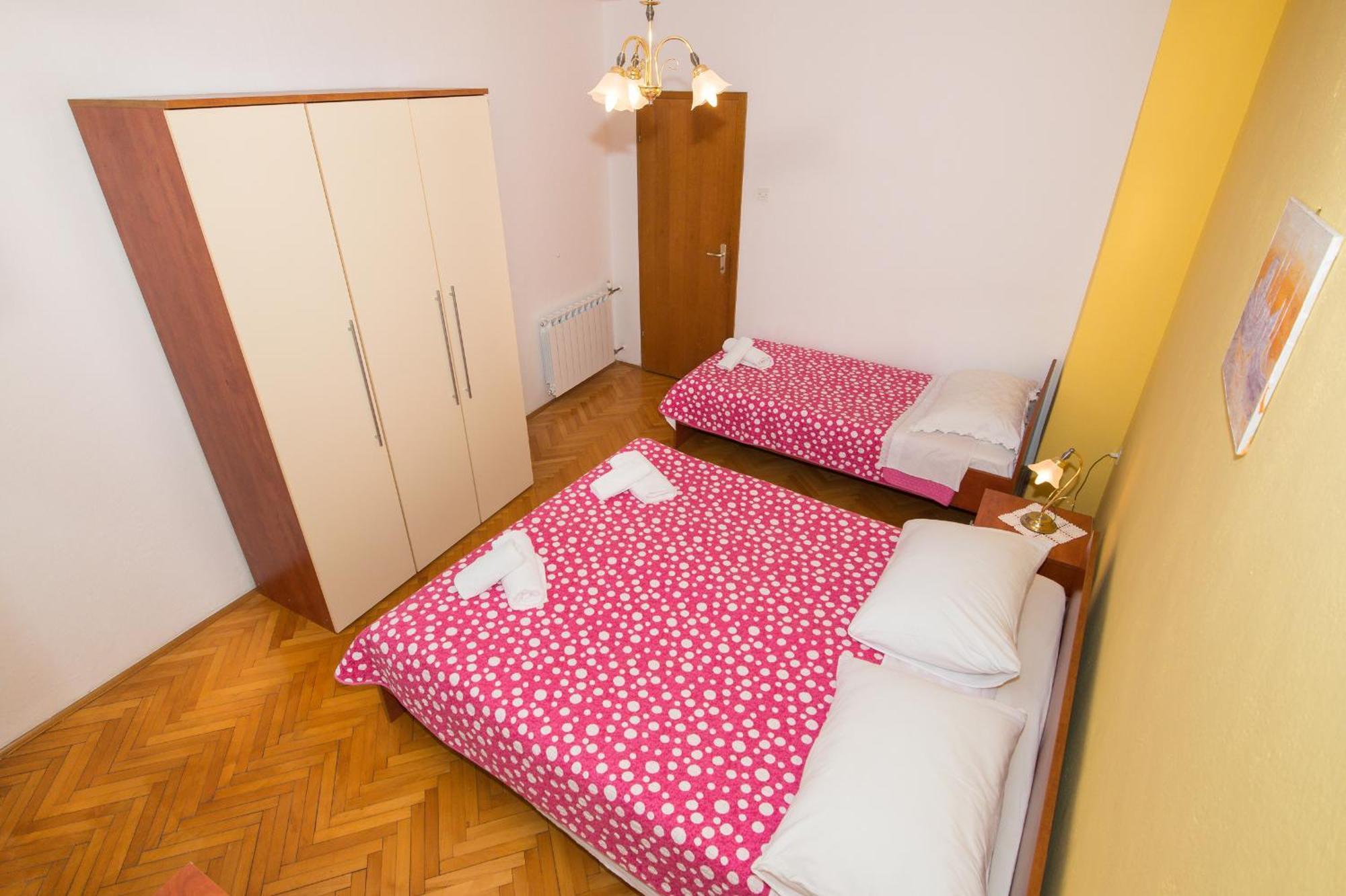 Apartments Marieta Макарска Номер фото