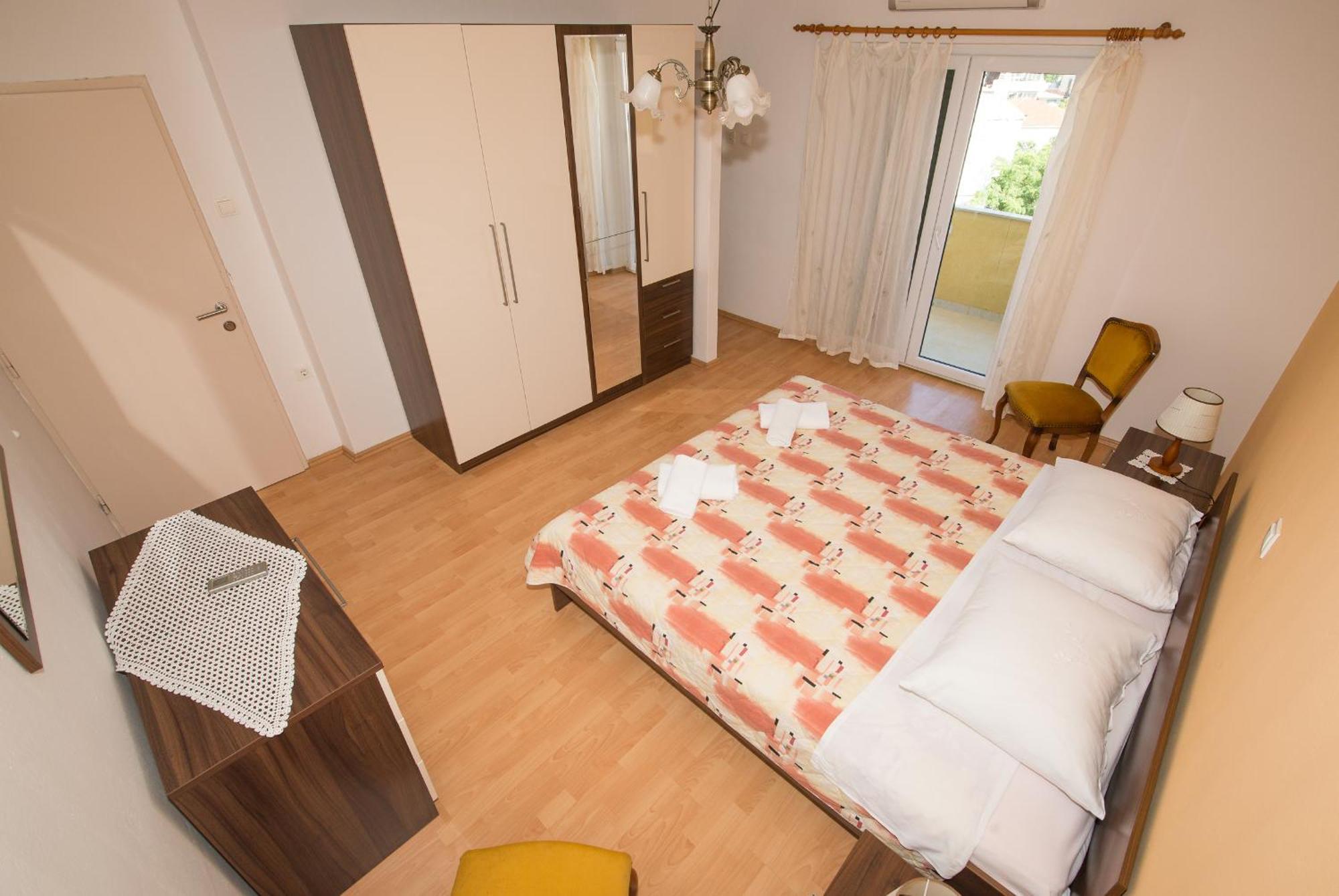 Apartments Marieta Макарска Номер фото
