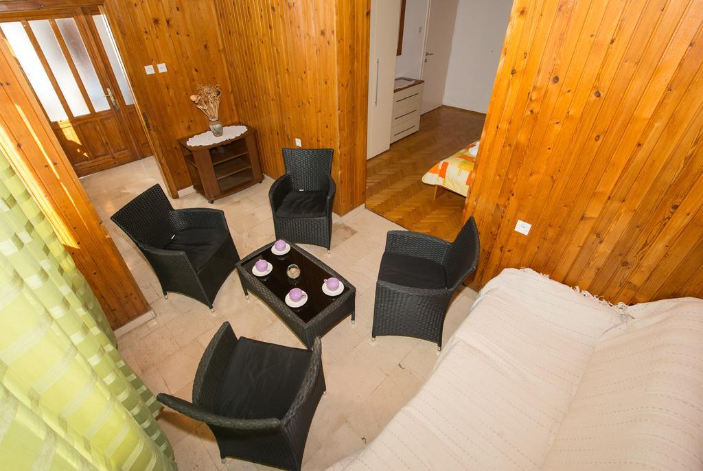 Apartments Marieta Макарска Экстерьер фото